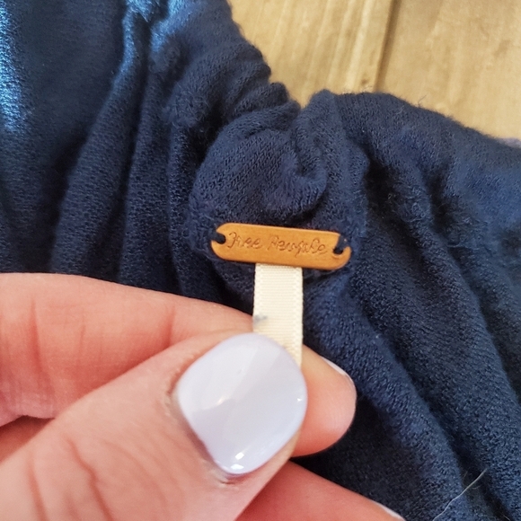 Free People Fiesta Nueva Floral Embroidered Navy Blue Tunic Top Retail $128.00 - Picture 8 of 17